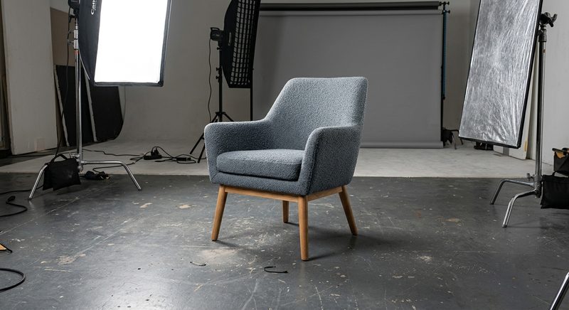 Chair before editing, original shot with background