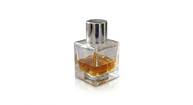 Glass bottle after hand-traced clipping path, natural transparency preserved